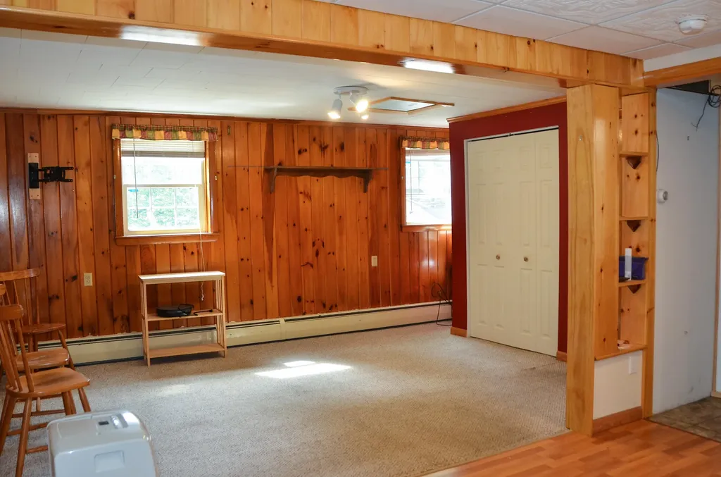 1 Beech Street Farmingdale ME 04344