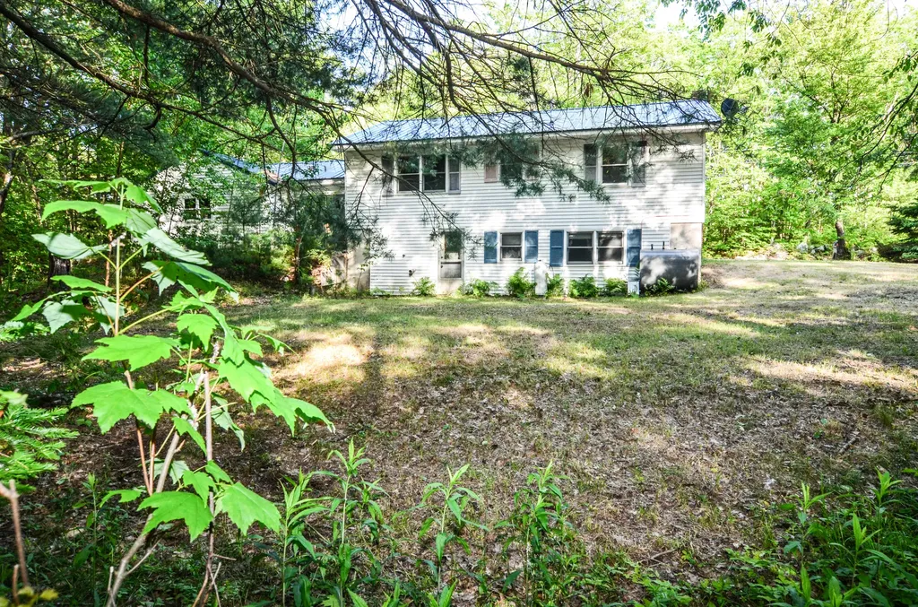 72 Leighton Road Durham ME 04222