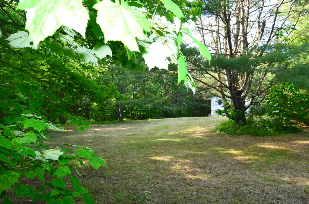 72 Leighton Road Durham ME 04222