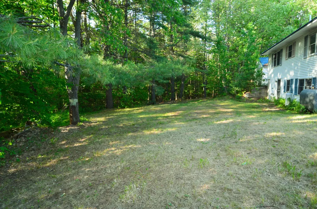 72 Leighton Road Durham ME 04222