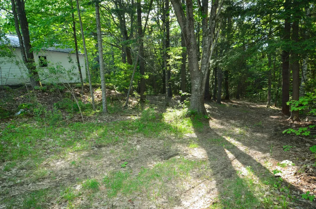 72 Leighton Road Durham ME 04222
