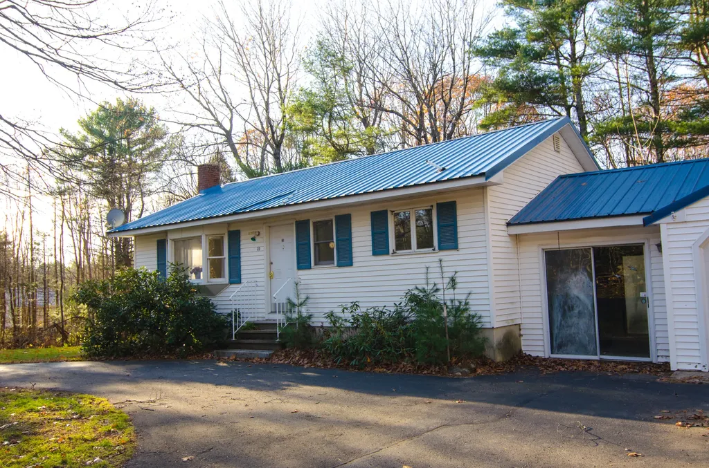 72 Leighton Road Durham ME 04222