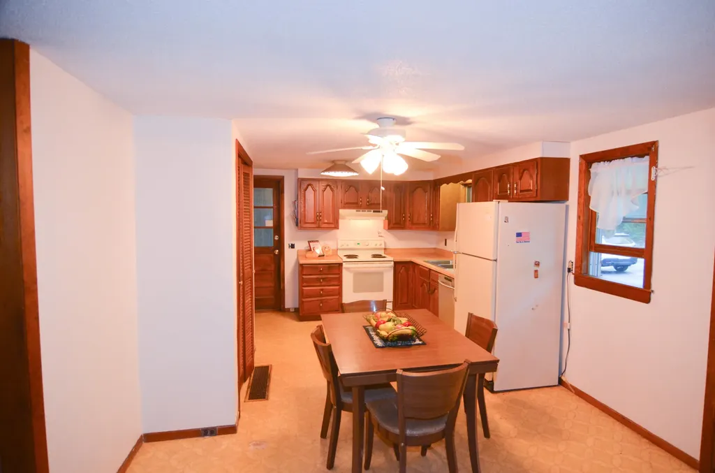 72 Leighton Road Durham ME 04222