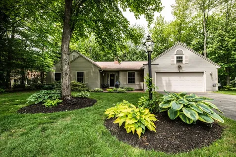 8 Lilac Lane Scarborough ME 04074