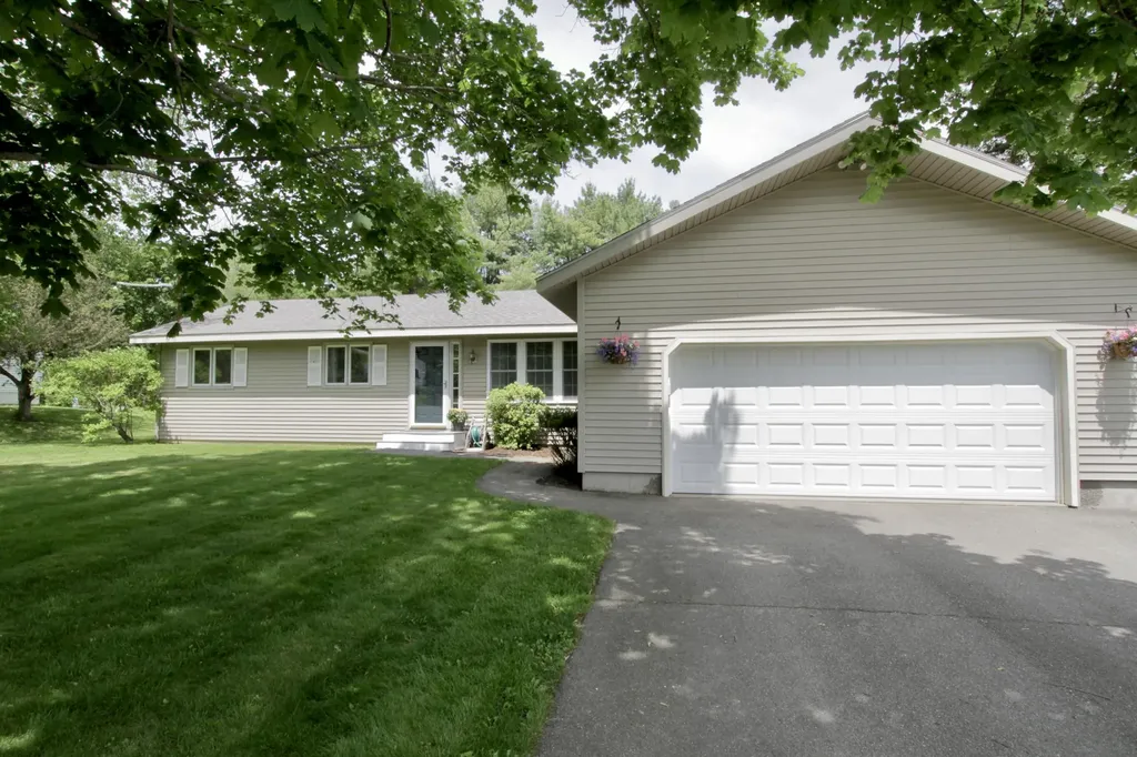 24 Mountain View Drive Hampden ME 04444