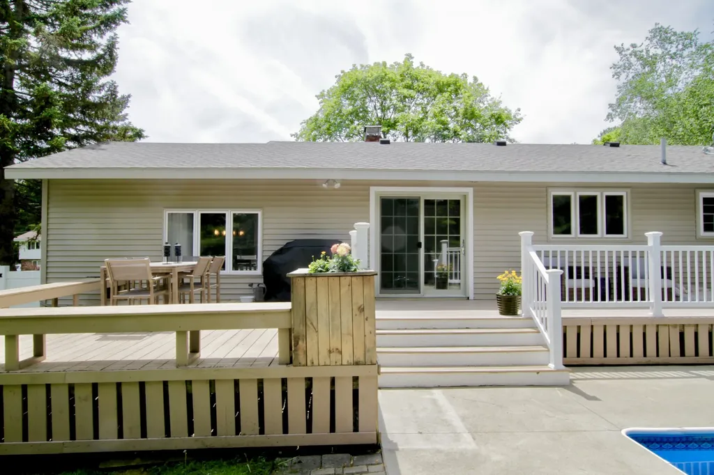 24 Mountain View Drive Hampden ME 04444