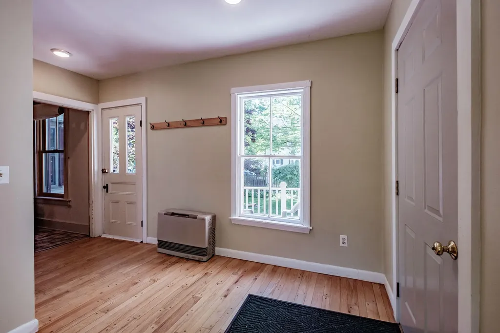 266 Maine Street Brunswick ME 04011