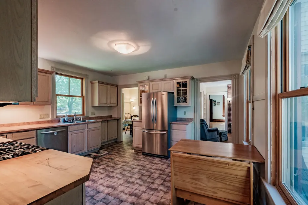 266 Maine Street Brunswick ME 04011