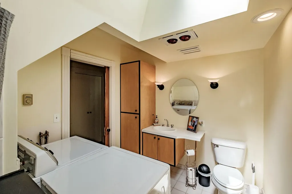 266 Maine Street Brunswick ME 04011