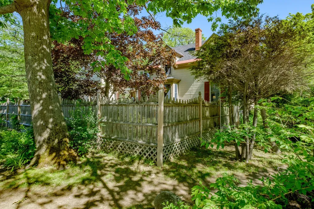 266 Maine Street Brunswick ME 04011