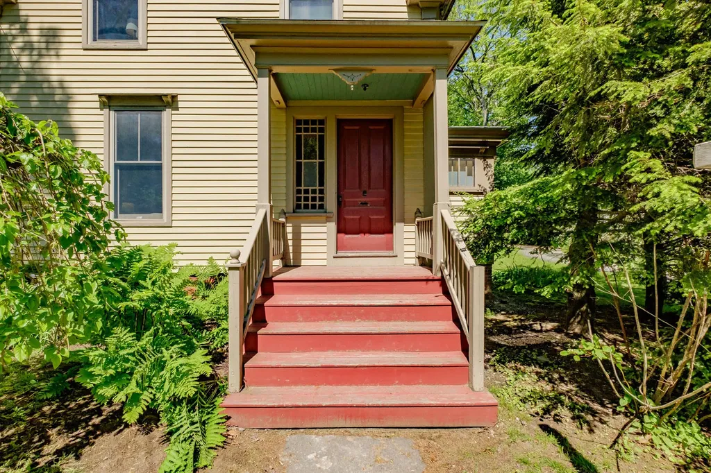 266 Maine Street Brunswick ME 04011