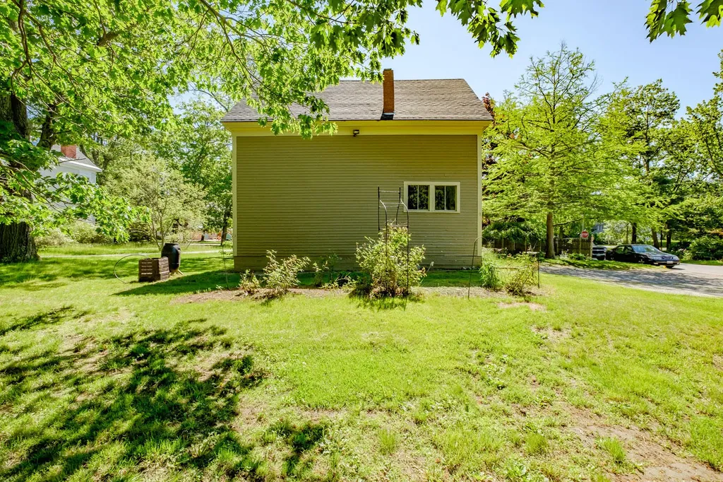 266 Maine Street Brunswick ME 04011