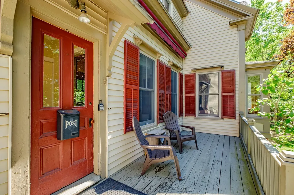 266 Maine Street Brunswick ME 04011
