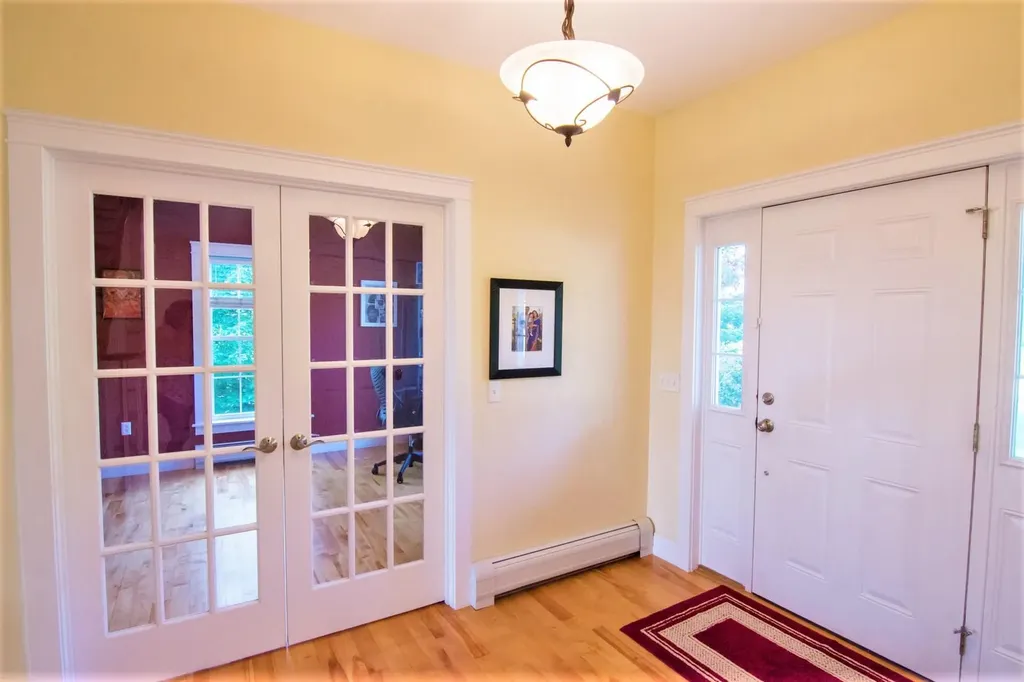 50 Dunton Circle Hampden ME 04444