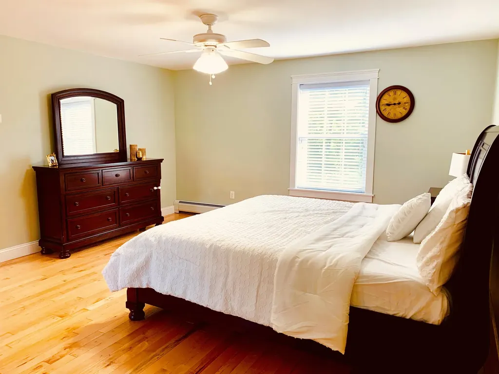 50 Dunton Circle Hampden ME 04444