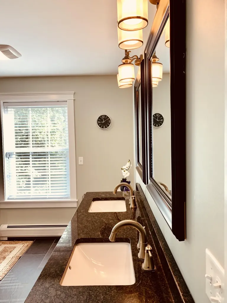 50 Dunton Circle Hampden ME 04444