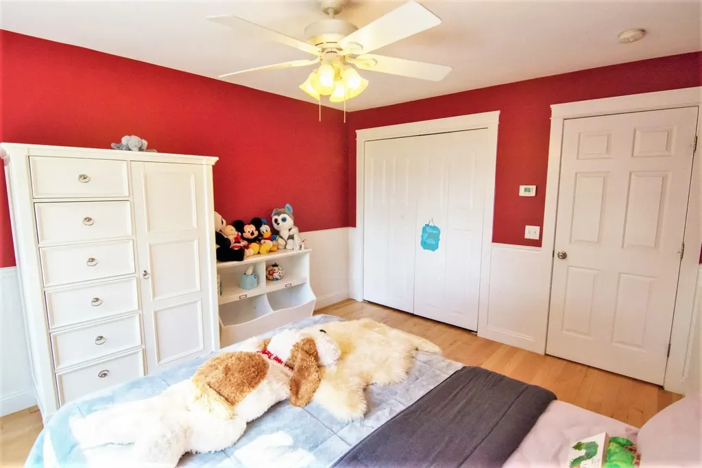 50 Dunton Circle Hampden ME 04444