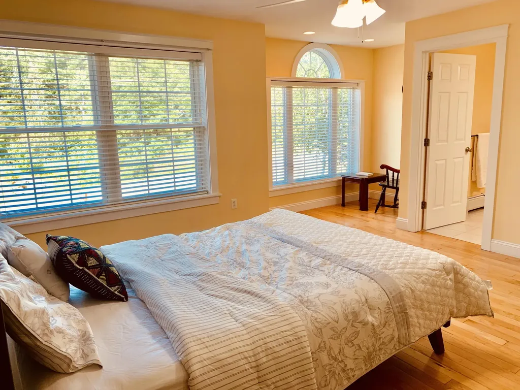 50 Dunton Circle Hampden ME 04444