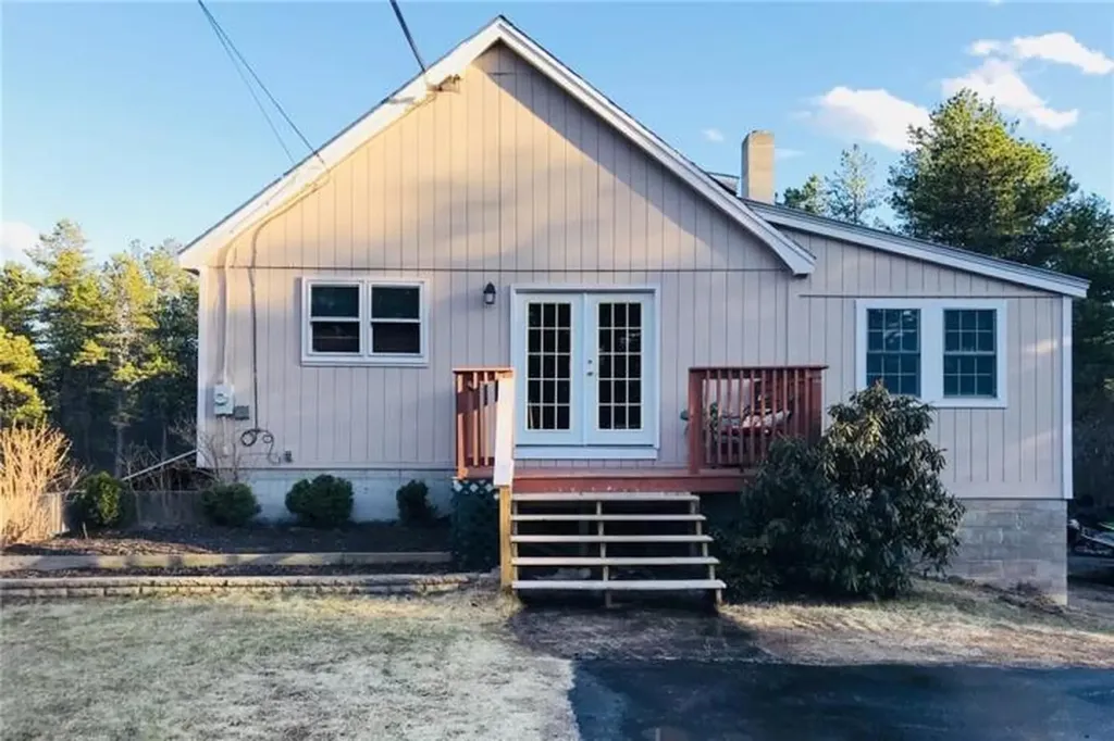 8 Ridge Road Shapleigh ME 04076