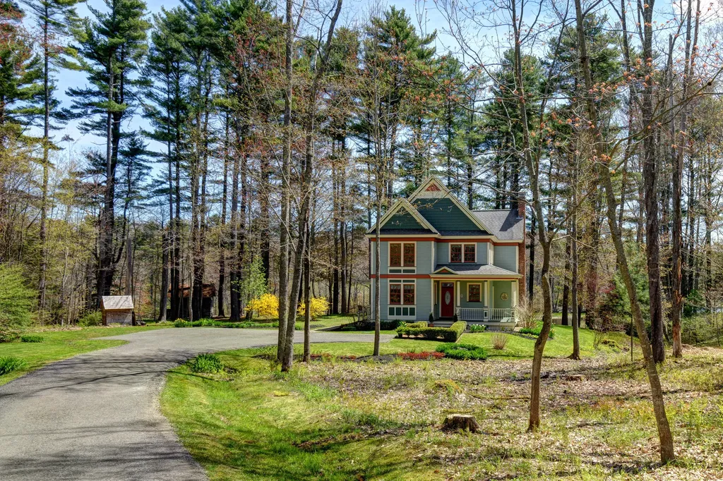 174 Summer Street Kennebunk ME 04043