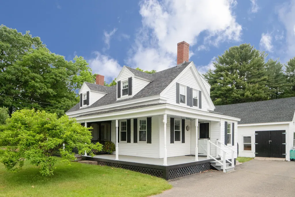 23 Stevenson Road Kittery ME 03904