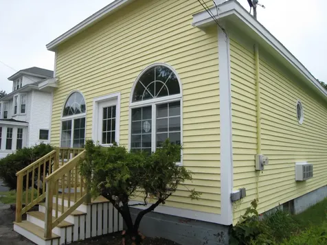 112 Beach Street Saco ME 04072