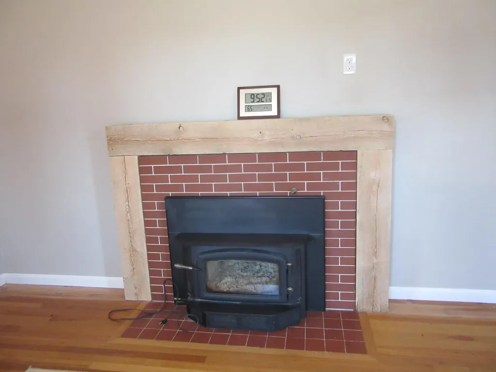 64 Old County Road Hampden ME 04444