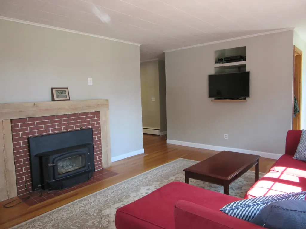 64 Old County Road Hampden ME 04444