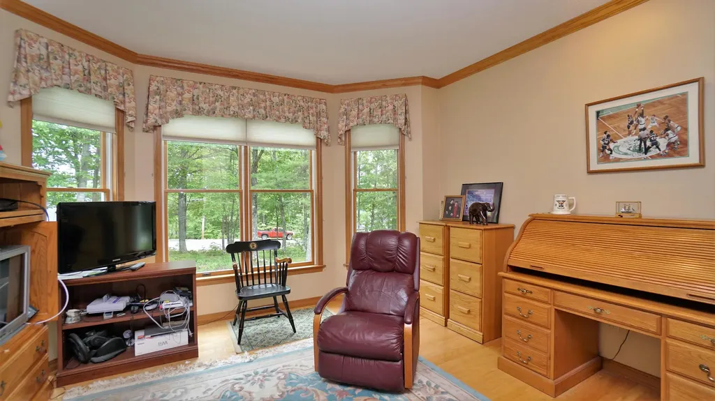 12 Pond Ridge Drive Lewiston ME 04240