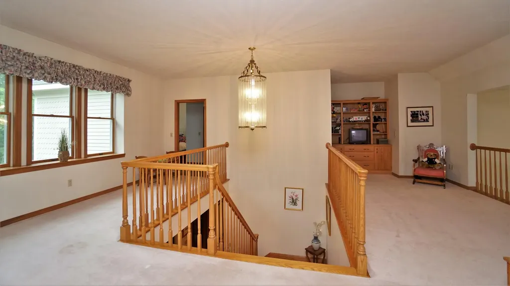 12 Pond Ridge Drive Lewiston ME 04240