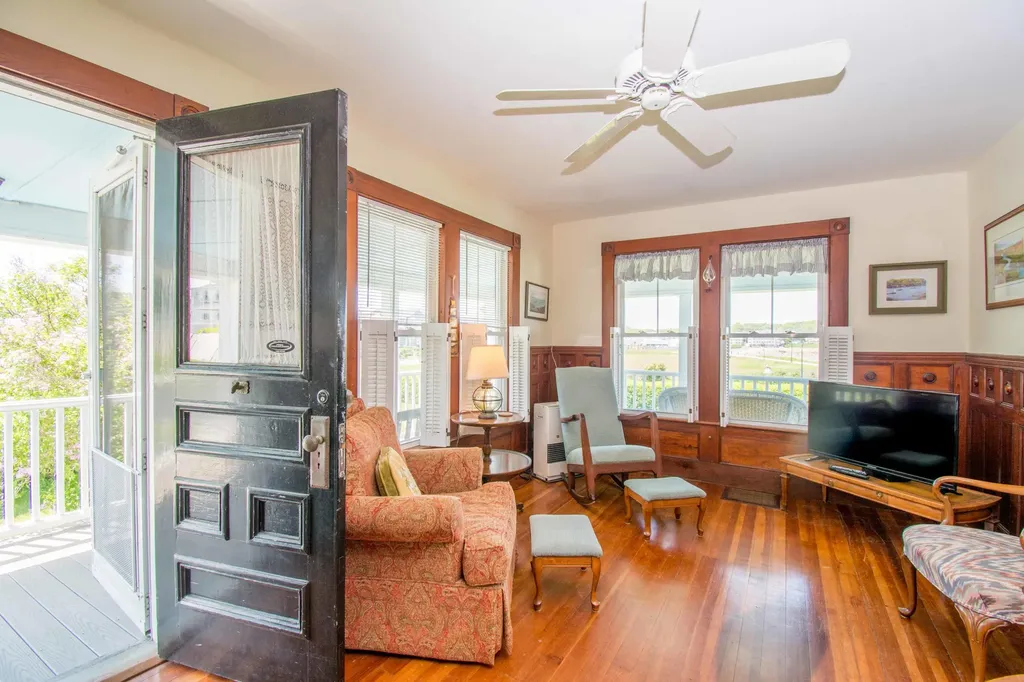 2 Willow Avenue York ME 03909