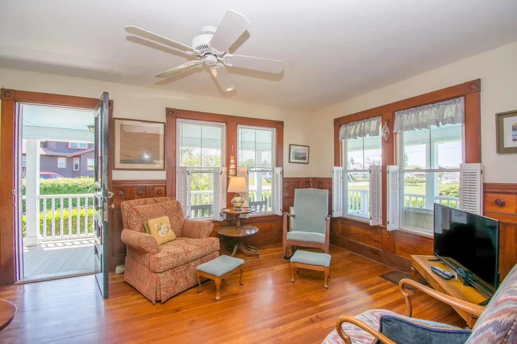 2 Willow Avenue York ME 03909