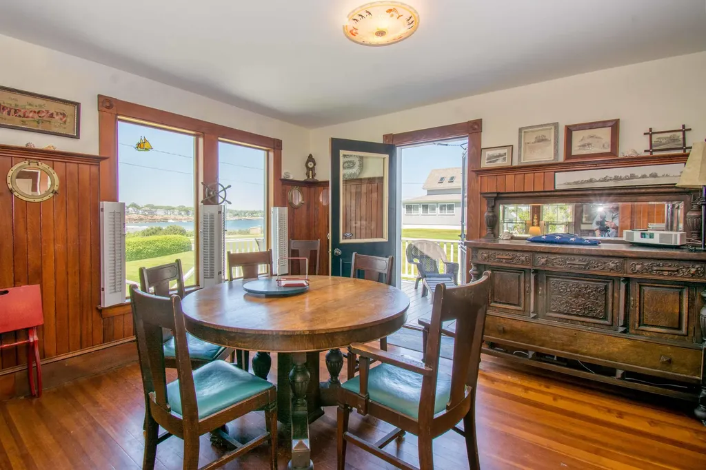 2 Willow Avenue York ME 03909