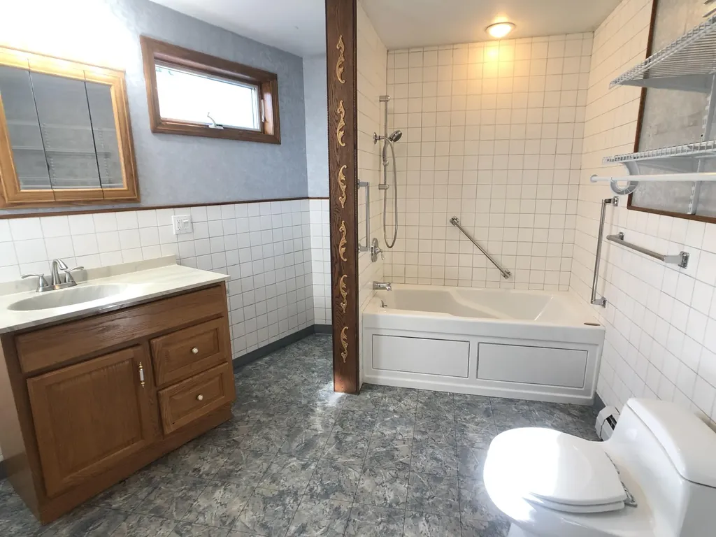 306 Alfred Street Biddeford ME 04005