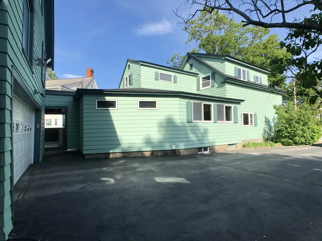 306 Alfred Street Biddeford ME 04005
