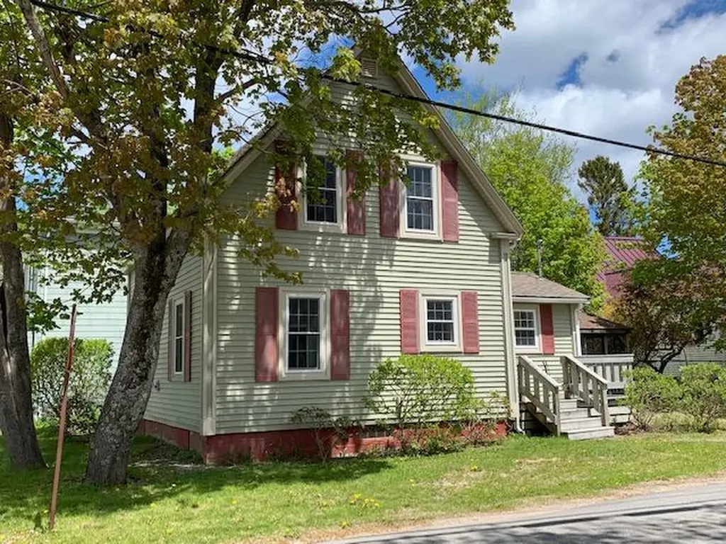 11 Brighton Avenue Eastport ME 04631