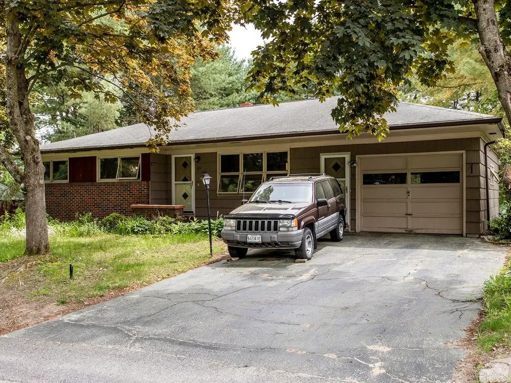69 Montello Street Lewiston ME 04240
