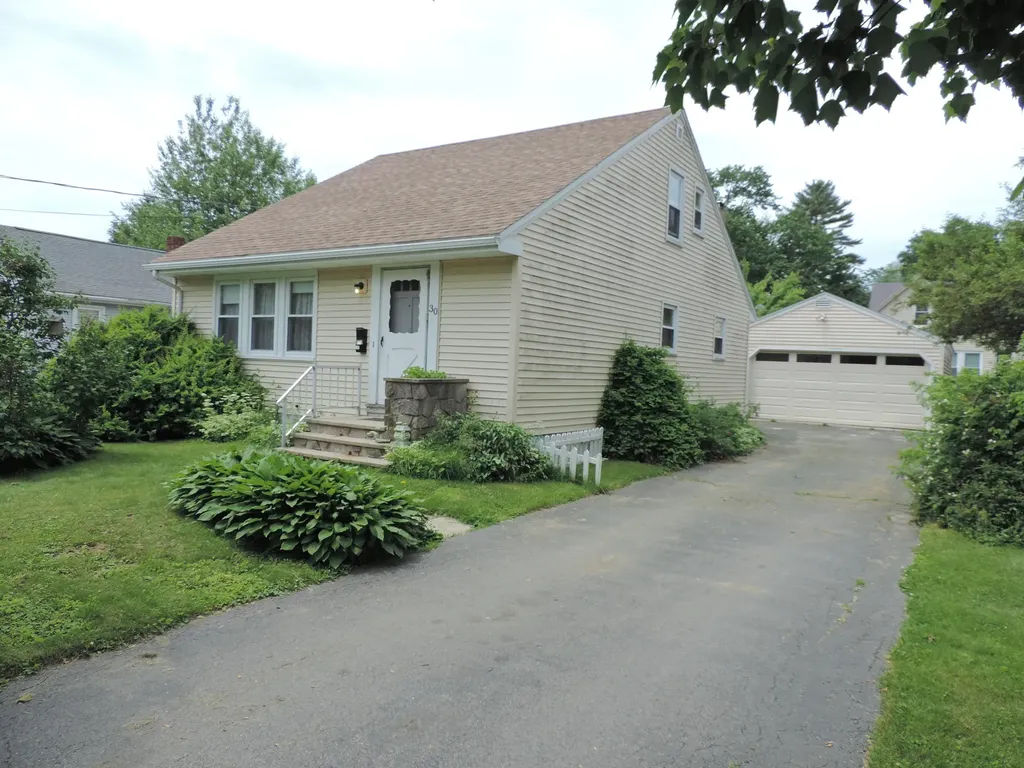 30 Essex Street Portland ME 04102