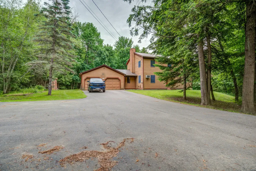 673 Old Lewiston Road Winthrop ME 04364