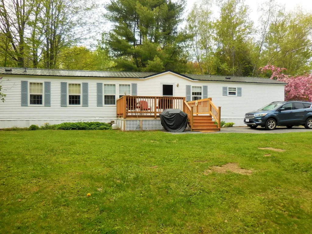 53 Kathy Street Palmyra ME 04965