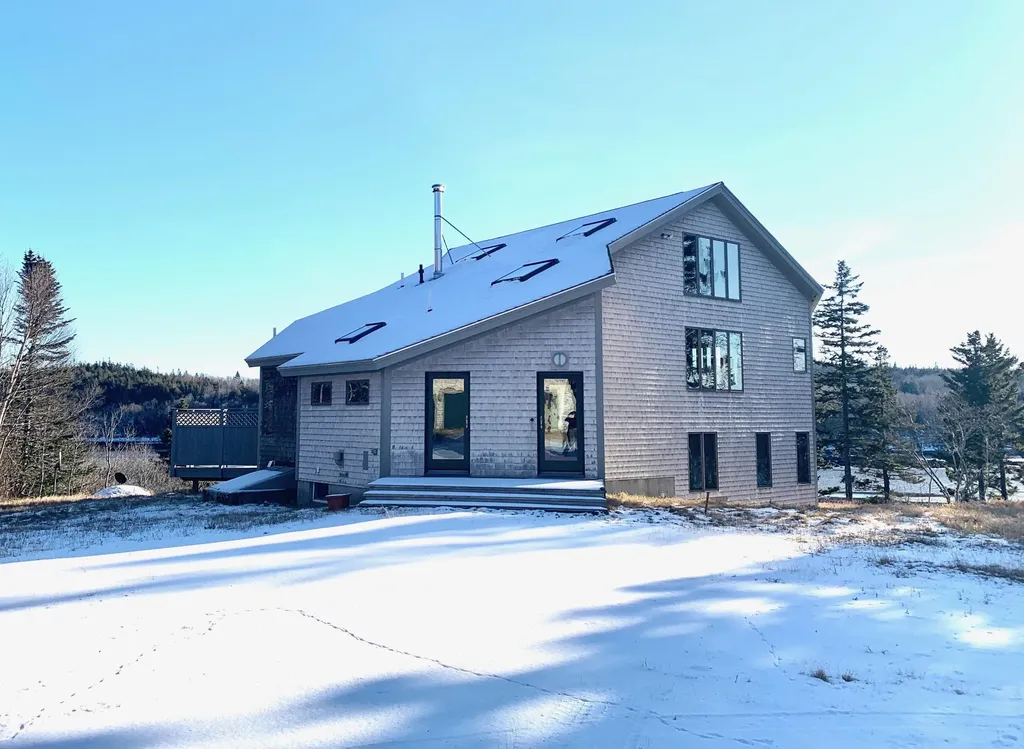 634 Dixie Road Trescott Twp ME 04652