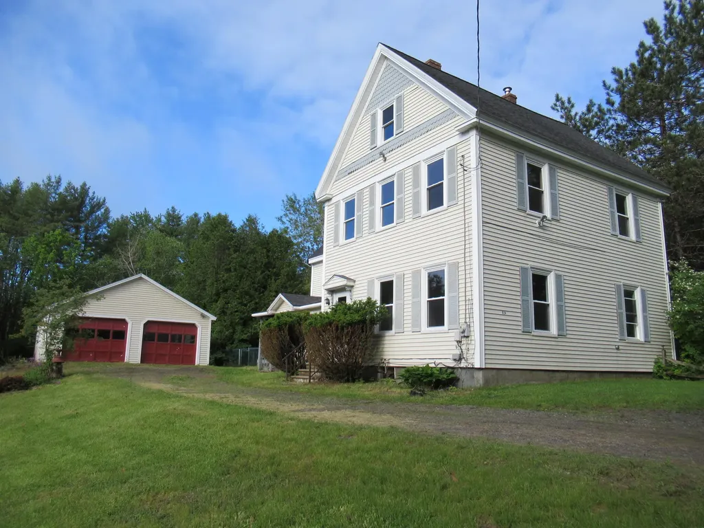 924 Northern Avenue Farmingdale ME 04344