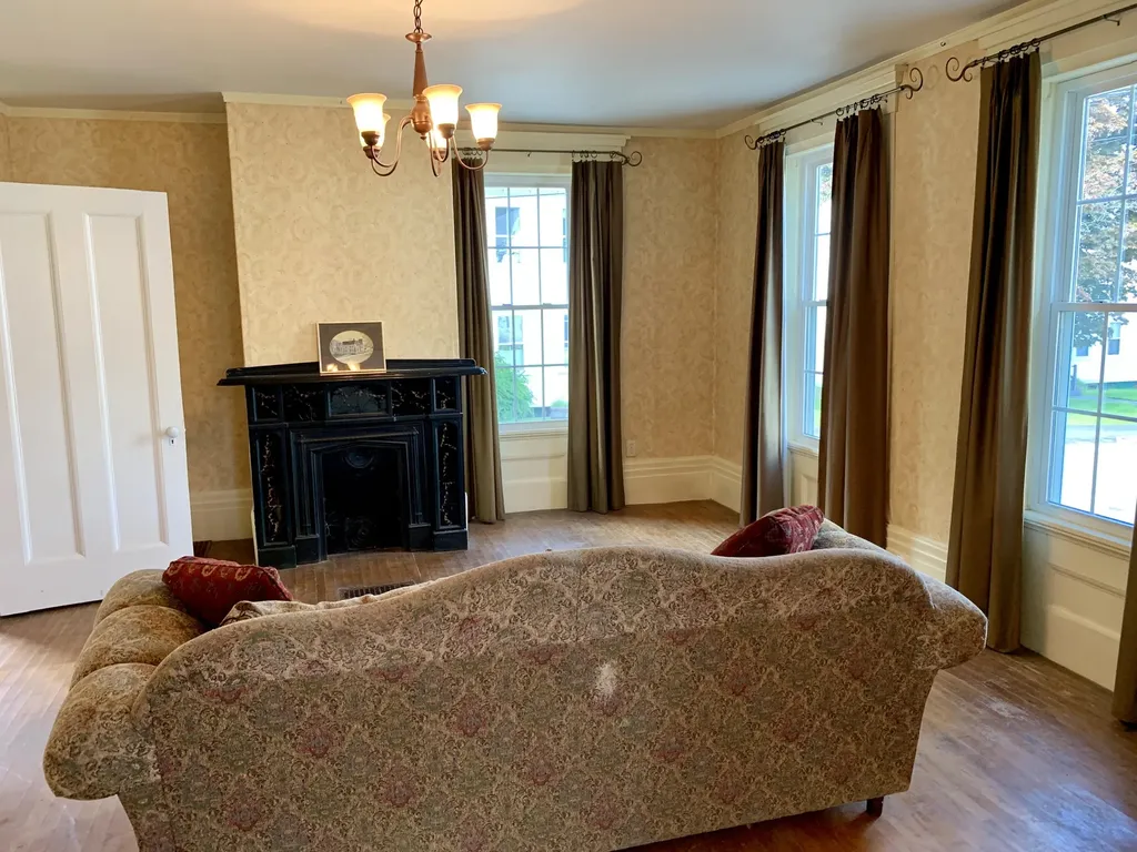 32 Washington Street Eastport ME 04631