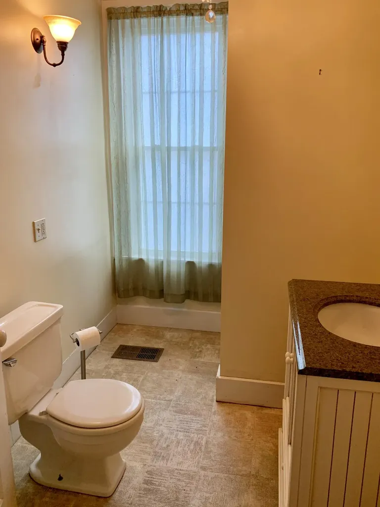 32 Washington Street Eastport ME 04631