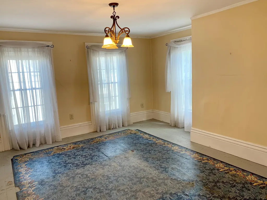 32 Washington Street Eastport ME 04631