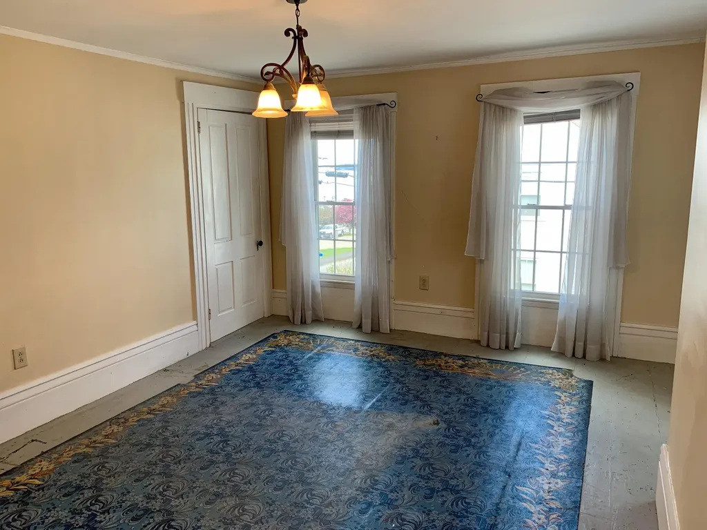 32 Washington Street Eastport ME 04631