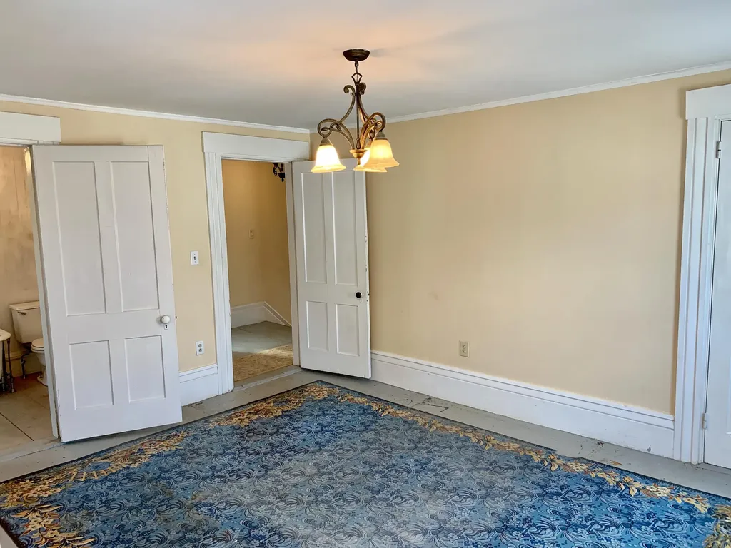 32 Washington Street Eastport ME 04631
