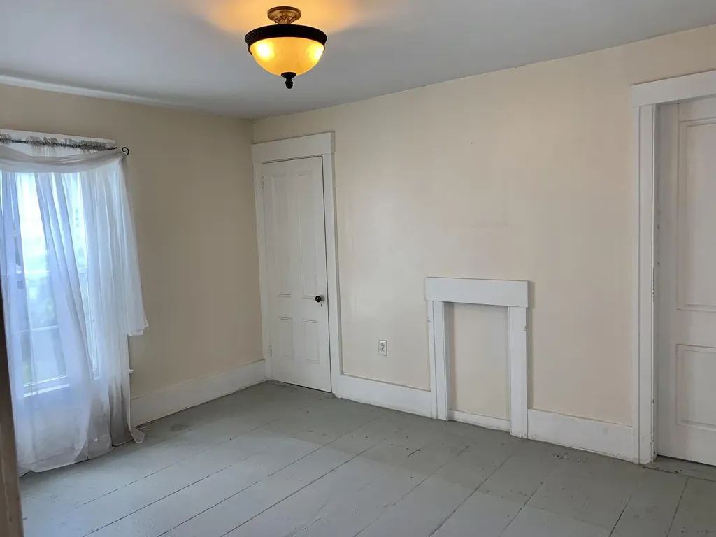 32 Washington Street Eastport ME 04631