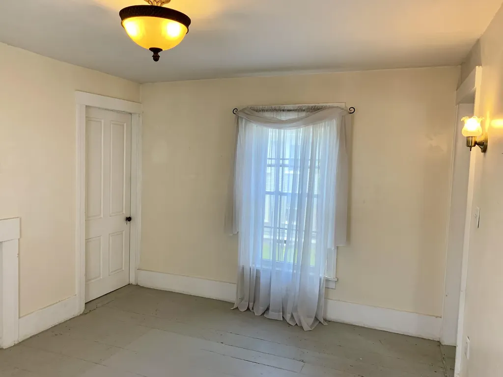 32 Washington Street Eastport ME 04631