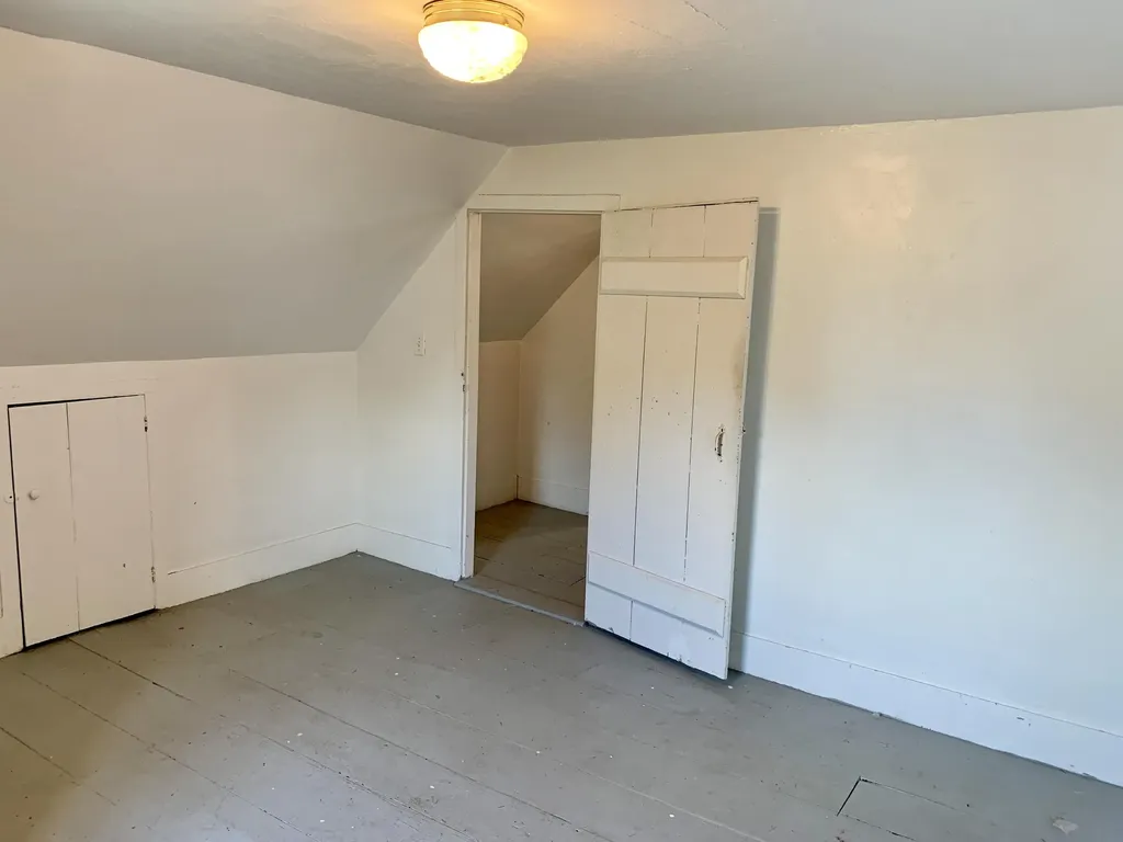 32 Washington Street Eastport ME 04631